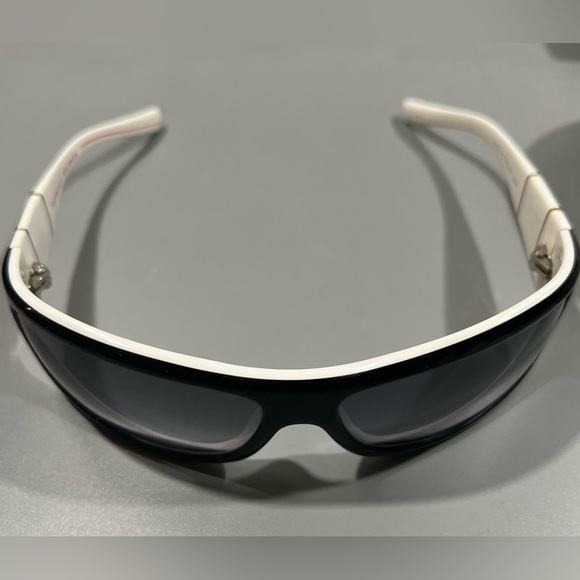 Mosely Tribe Sunglasses - Picture 1 of 4